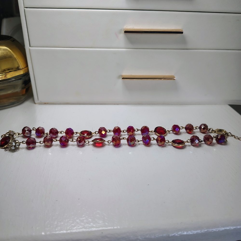 Liz Claiborne Chic Red Beaded Necklace - Picture 2 of 7